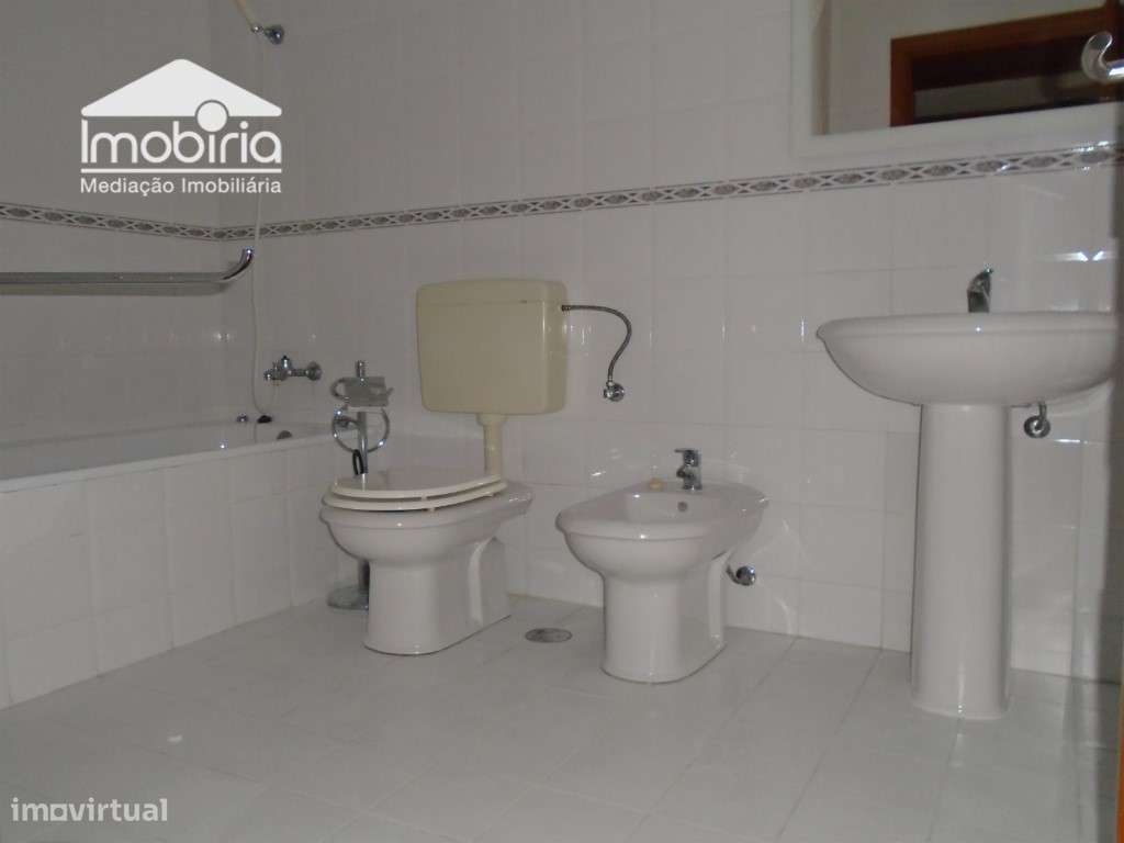 Apartamento T1 Arrendamento Aveiro > Glória e Vera Cruz - Grande imagem: 5/7