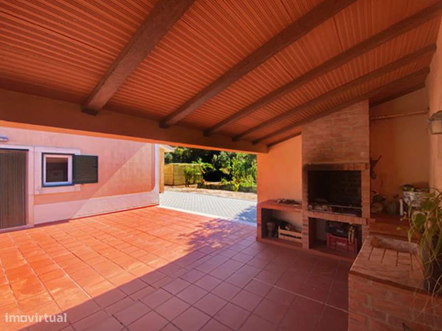 Moradia T5 grande propriedade, pleno campo, arredores Caldas da Rainha-6
