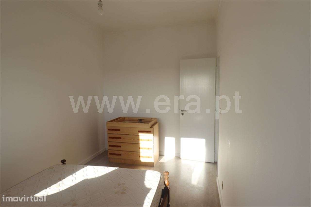 Apartamento T3; Cruz de Pau-14