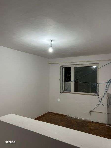 Garsoniera de vanzare Pucioasa Judet Dambovita - Imagine principală: 4/7