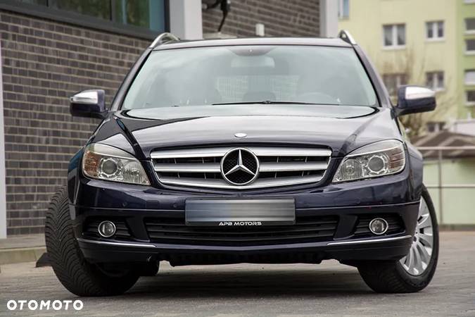 Mercedes-Benz Klasa C 180 T CGI Automatik BlueEFFICIENCY Elegance - 3