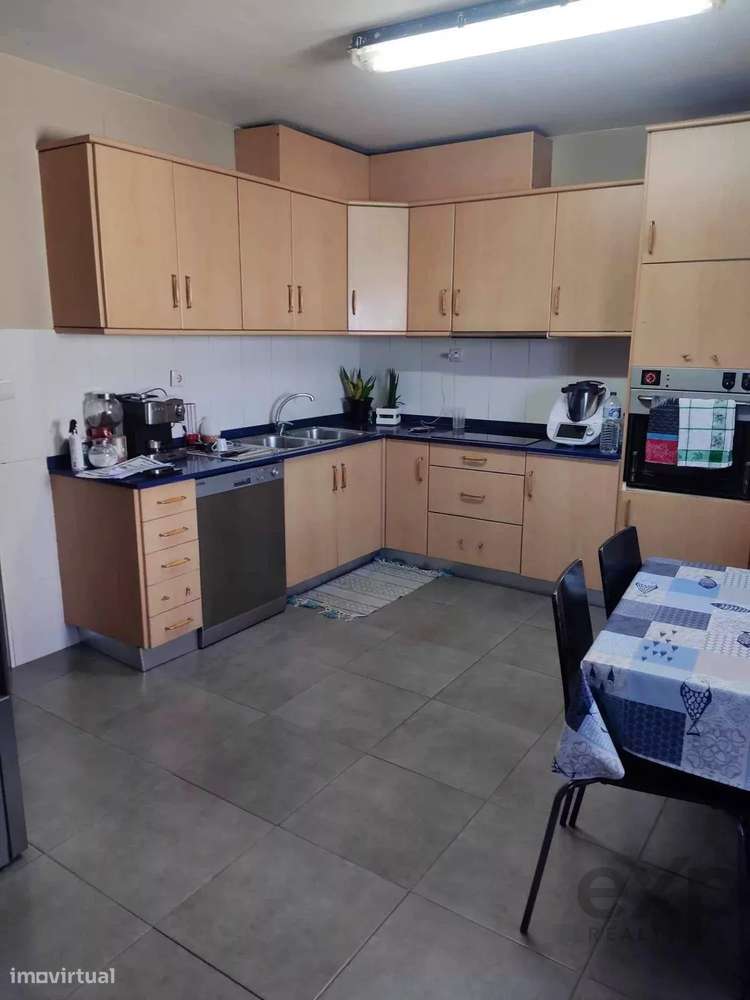 2 Apartamentos Amplos com 5 Quartos em Macedo de Cavaleiros - Grande imagem: 3/43