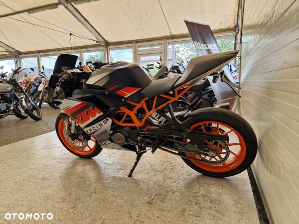 KTM RC 125 - 20