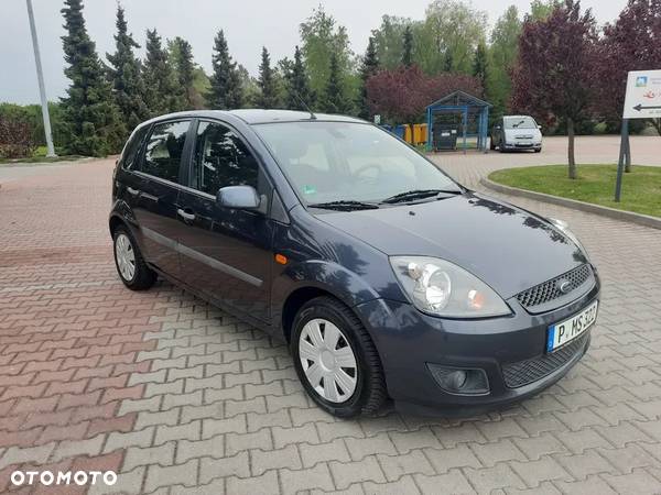 Ford Fiesta 1.4 Ambiente - 13