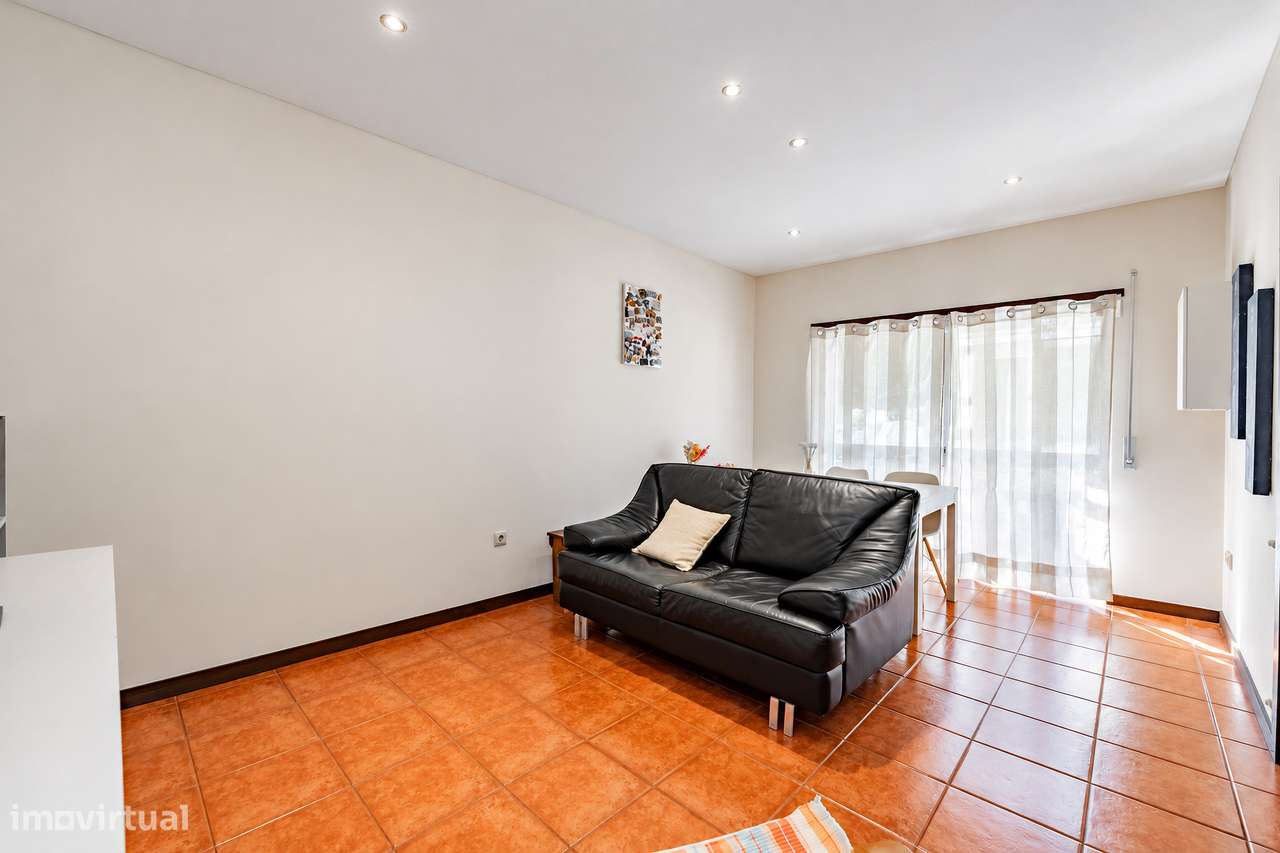 Apartamento T2 + 1 para venda na Rua Santo Adrião, Braga-11