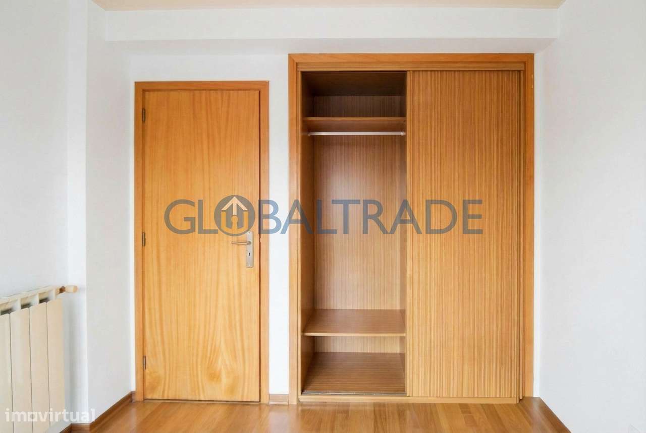 Apartamento T3 Renovado - Condomínio Fechado em Rio Tinto-22