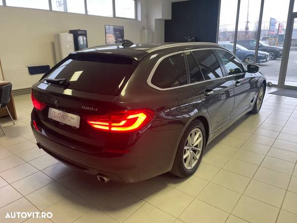 BMW Seria 5 520d Touring Aut. - 6