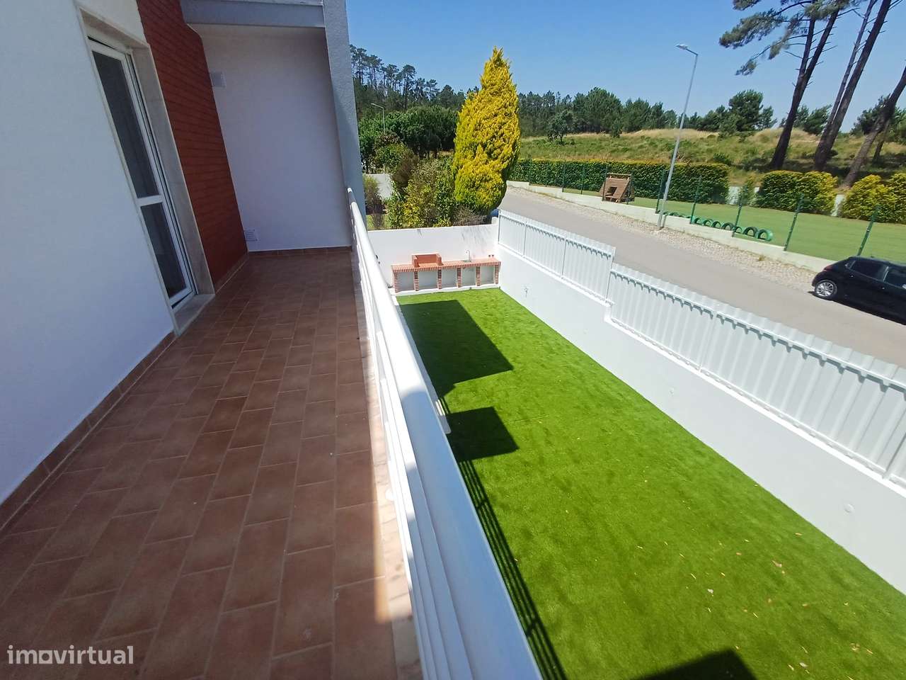 Excelente Moradia T4 garagem jardim Sampaio Sesimbra-22