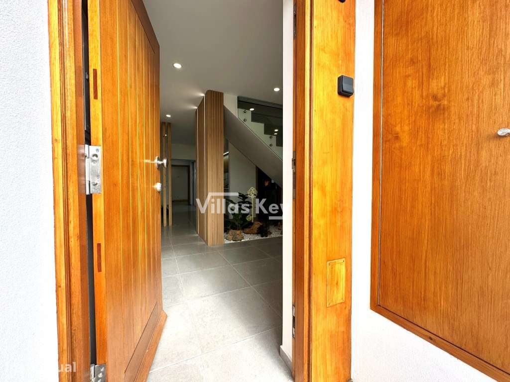 Moradia 6 quartos, no centro de Lagos com excelente vista mar, Lago...-21