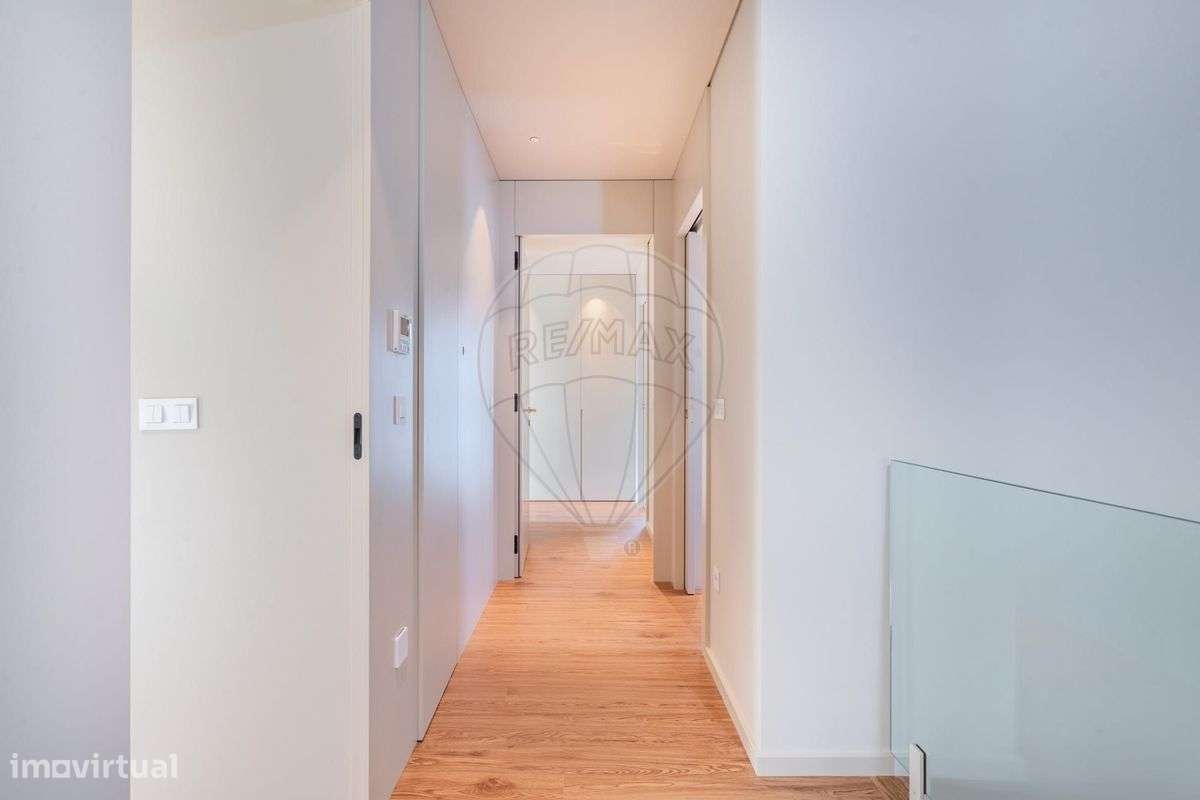 Moradia T3 Única em Airó, Barcelos-14