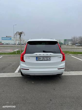 Volvo XC 90 D5 AWD Geartronic Inscription - 4