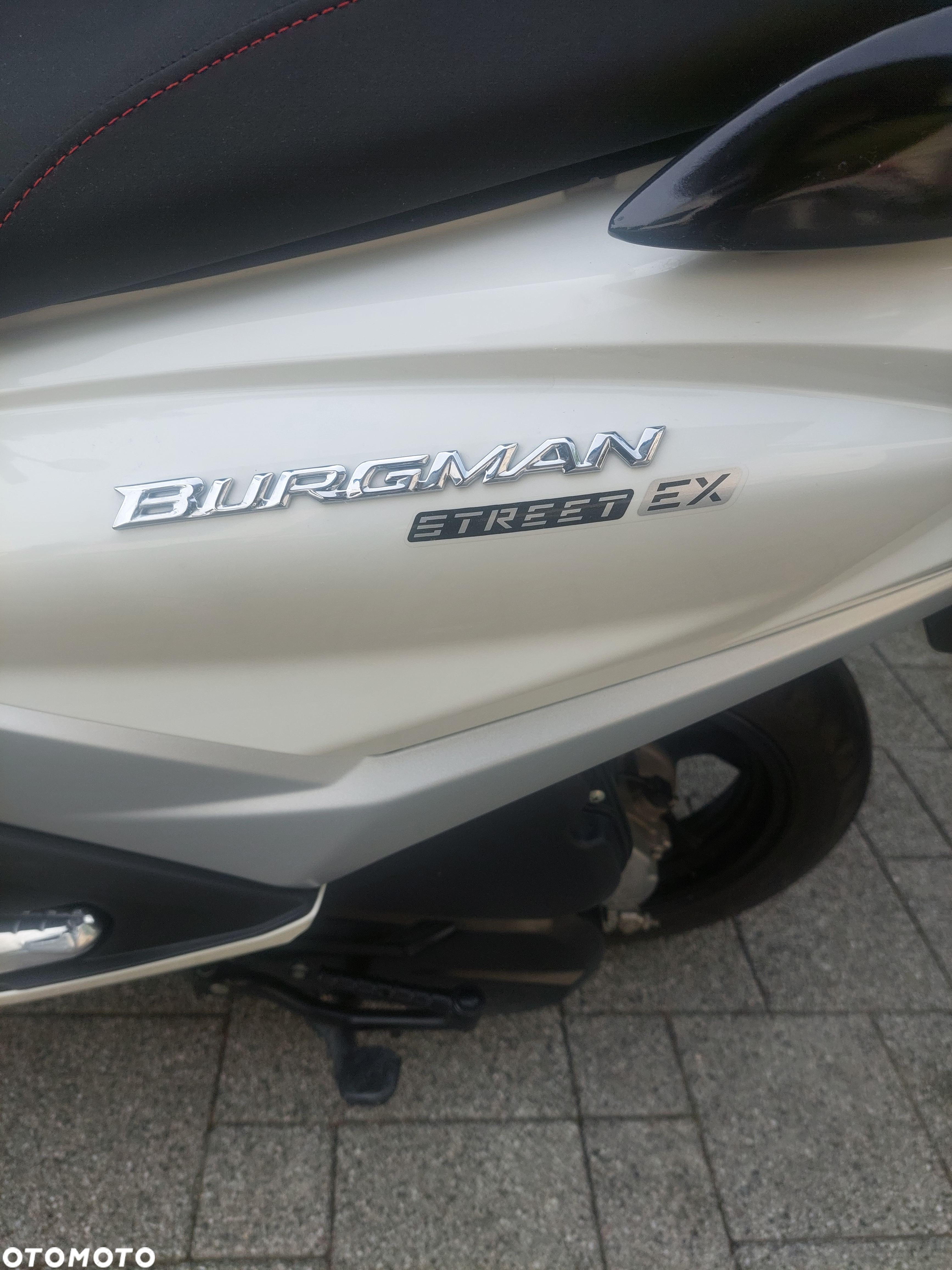 Suzuki Burgman - 8
