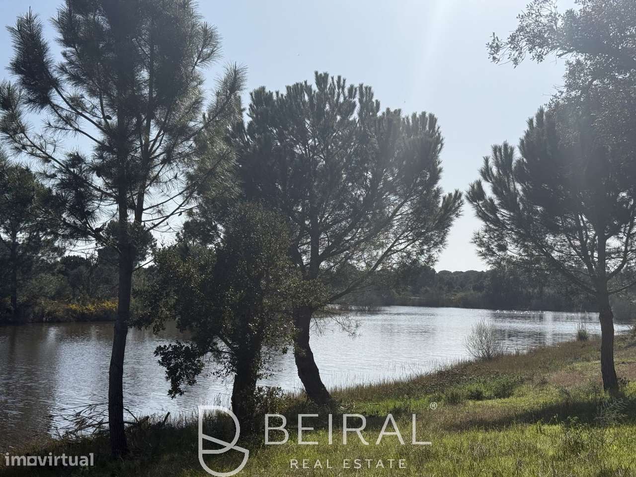 TERRENO DE PRESTÍGIO FRENTE AO LAGO NO GOLF DE SANTO ESTÊVÃO-14