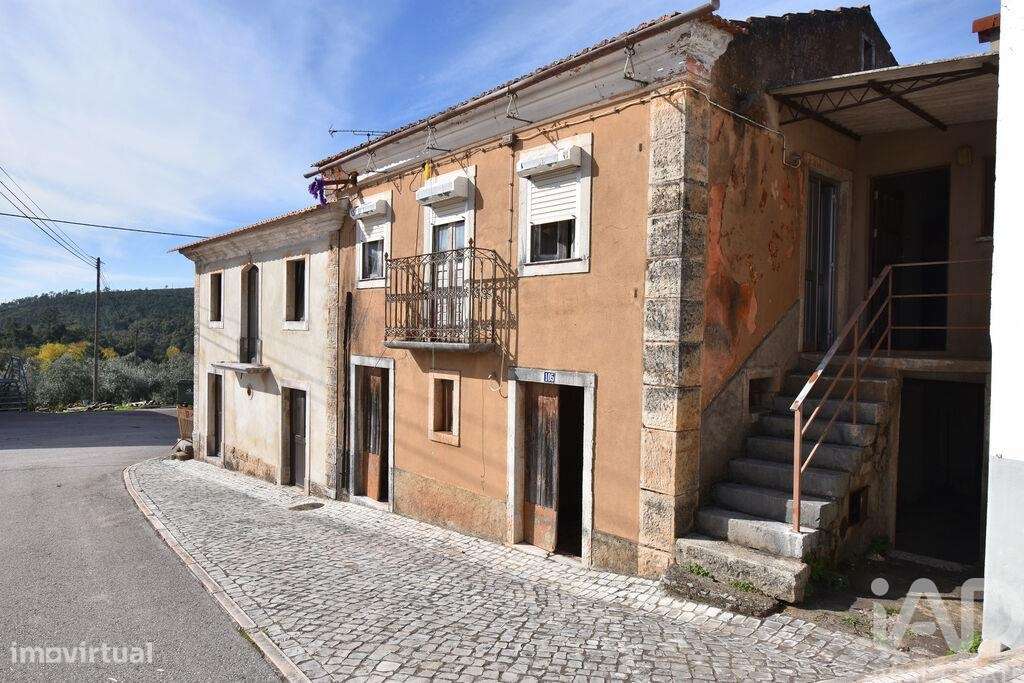 Casa / Villa T4 em Cumeeira de 128 m2 - Grande imagem: 2/29