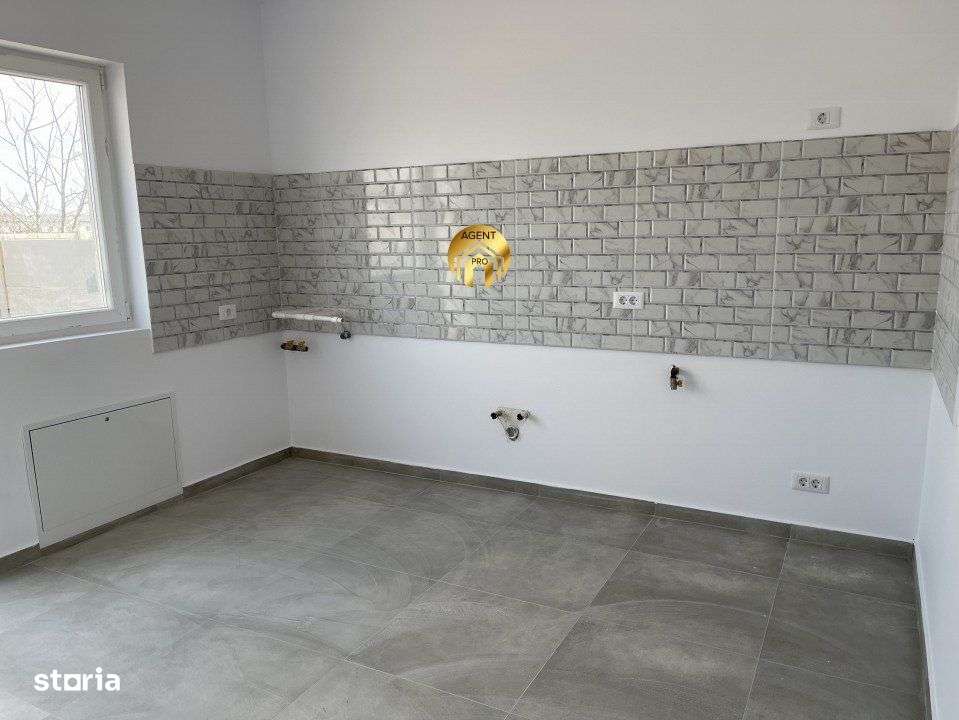 Casa Parter - 3 camere,300mp teren - Imagine principală: 4/11