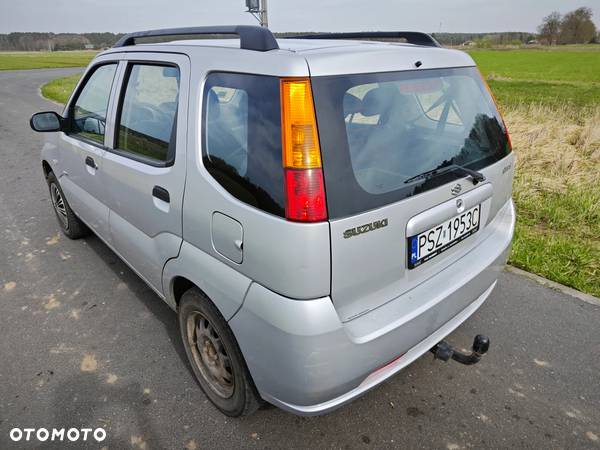 Suzuki Ignis - 4