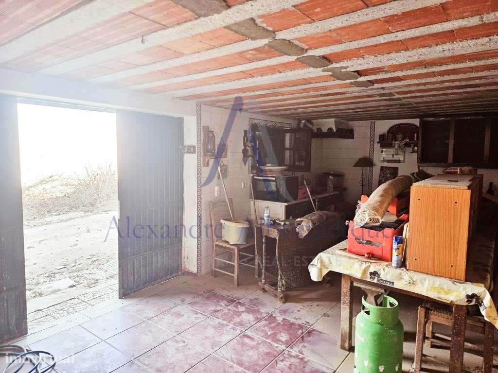ARMAZÉM À VENDA - ZONA INDUSTRIAL | 5.500 m² DE TERRENO-21