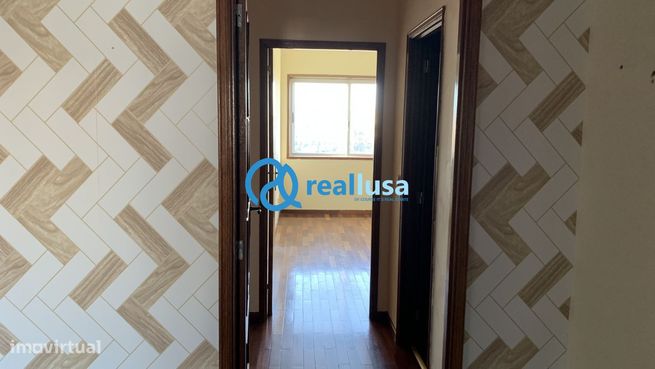 Apartamento T3 Vilar de Andorinho Vila Nova de Gaia-5