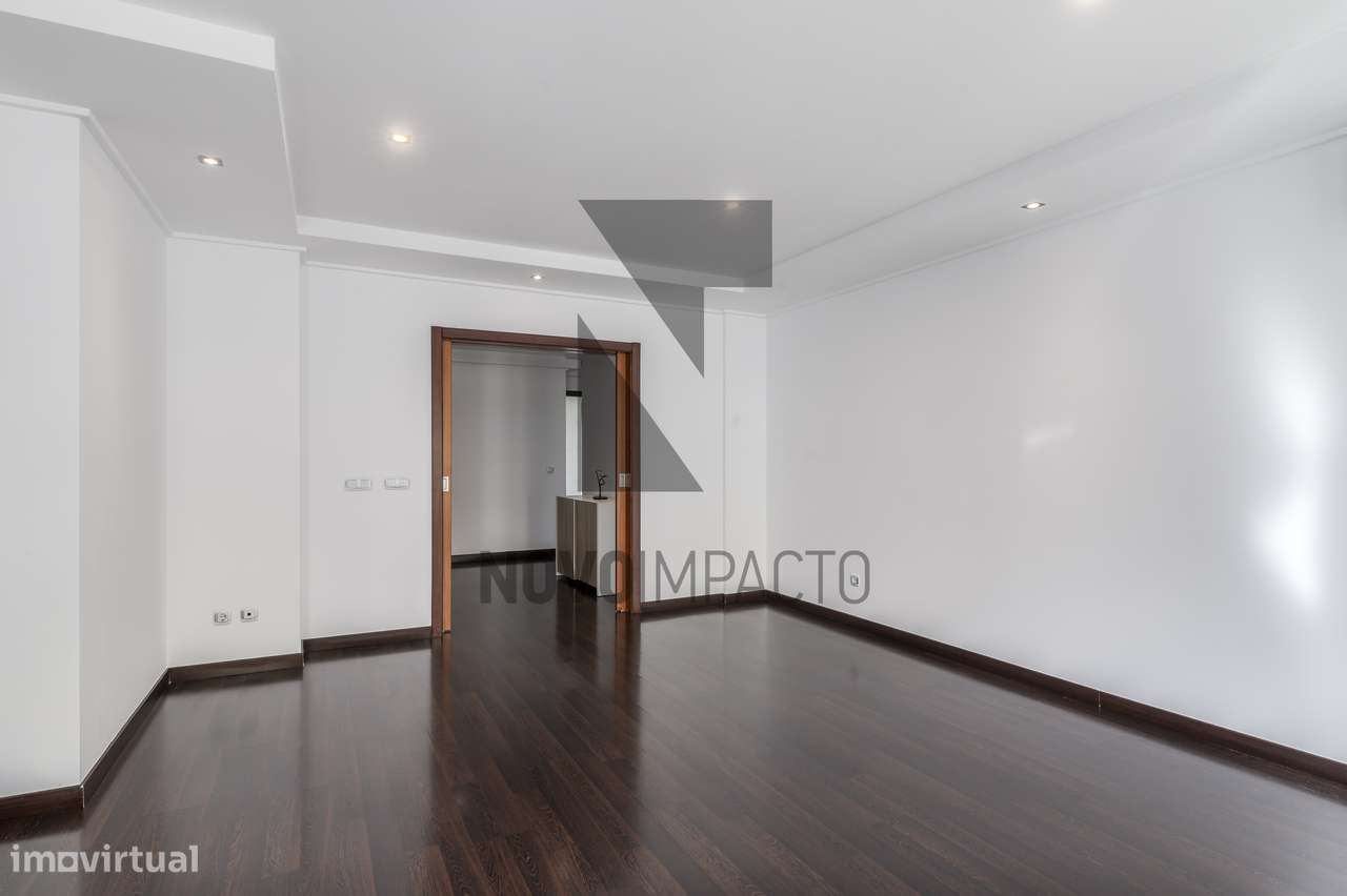 Montijo - Apartamento T3 parqueamento e arrecadação-6