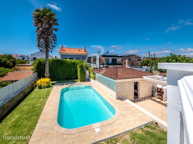 Moradia T4 + 1 com jardim e piscina, em Bicesse, Cascais-30