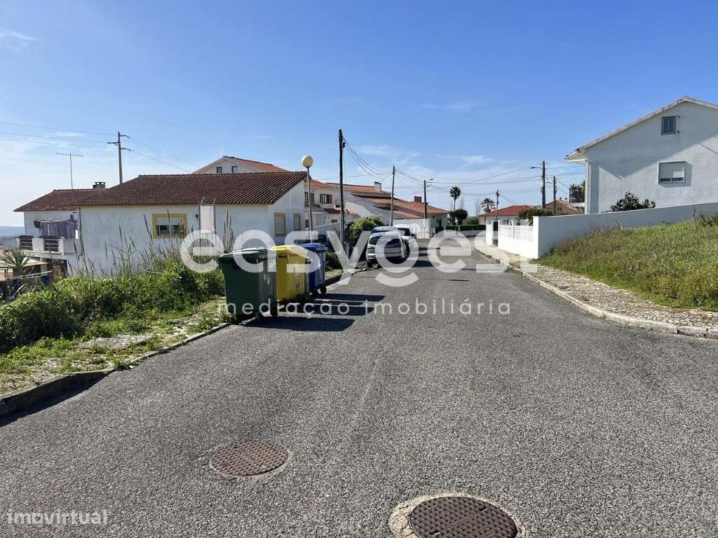 Lote de Terreno Urbano para construção na Quinta da Corujeira Gaeiras - Grande imagem: 5/13