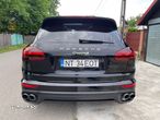 Porsche Cayenne E-Hybrid Tiptronic S Platinum Edition - 4