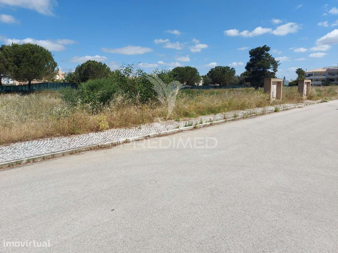 Lagos Terreno p/construção de 1764m2, zona ultraprivilegiada - Grande imagem: 3/32