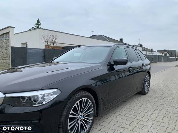 BMW Seria 5 520d Sport Line - 8