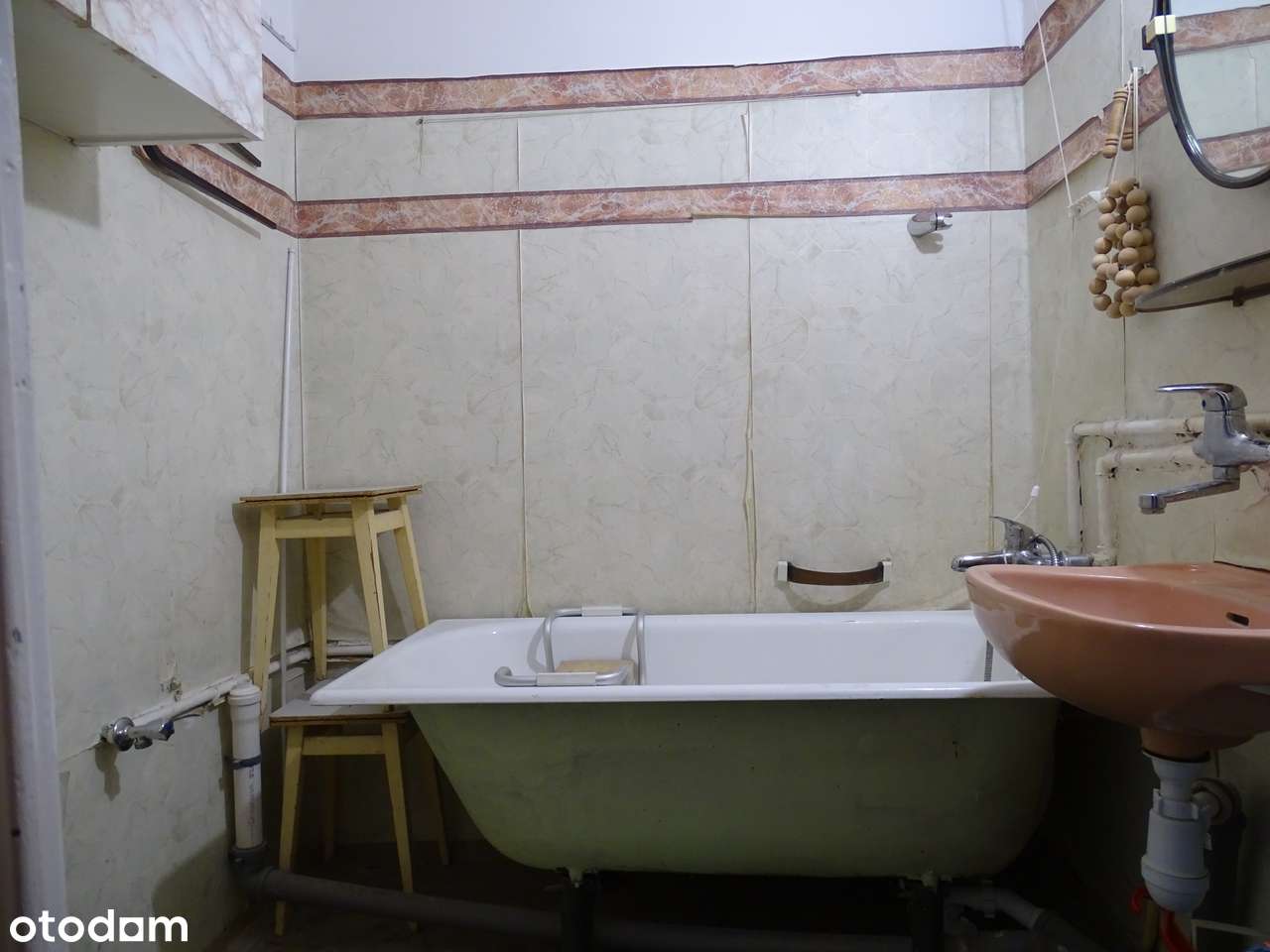 Mieszkanie 3 pokojowe do remontu-6