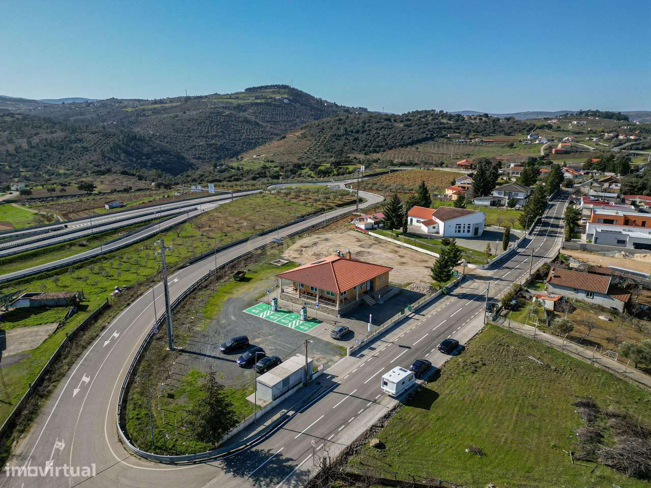 Espetacular Moradia em Bragança com Vista Panorâmica - Grande imagem: 3/27