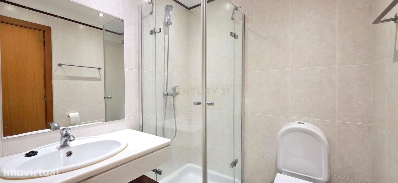 Apartamento T2+1 em Santo António-12