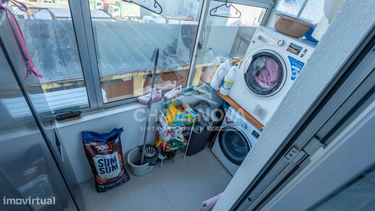 Apartamento T3 Remodelado com Garagem Box e Terreno para Cultivo-22