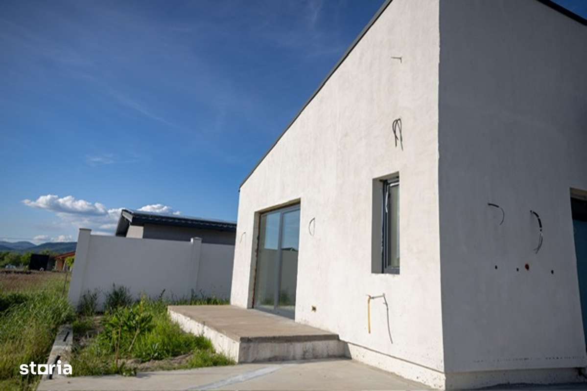 MOCIRA casa pe 1 nivel semifinisata 130mp utili cu teren 5.5ari!-13