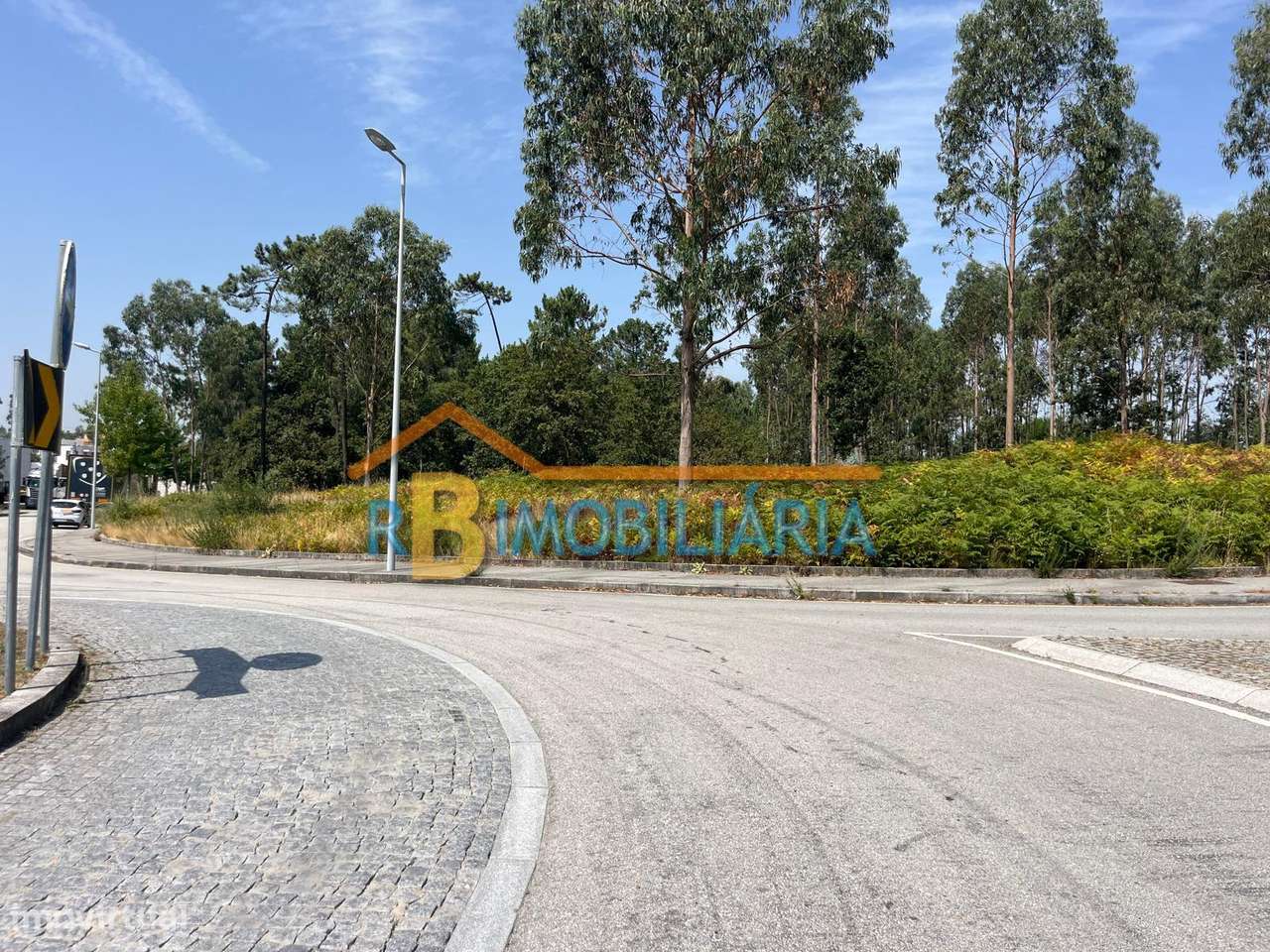 Terreno para construção de pavilhão para indústria - Escariz, Arouca - Grande imagem: 4/8