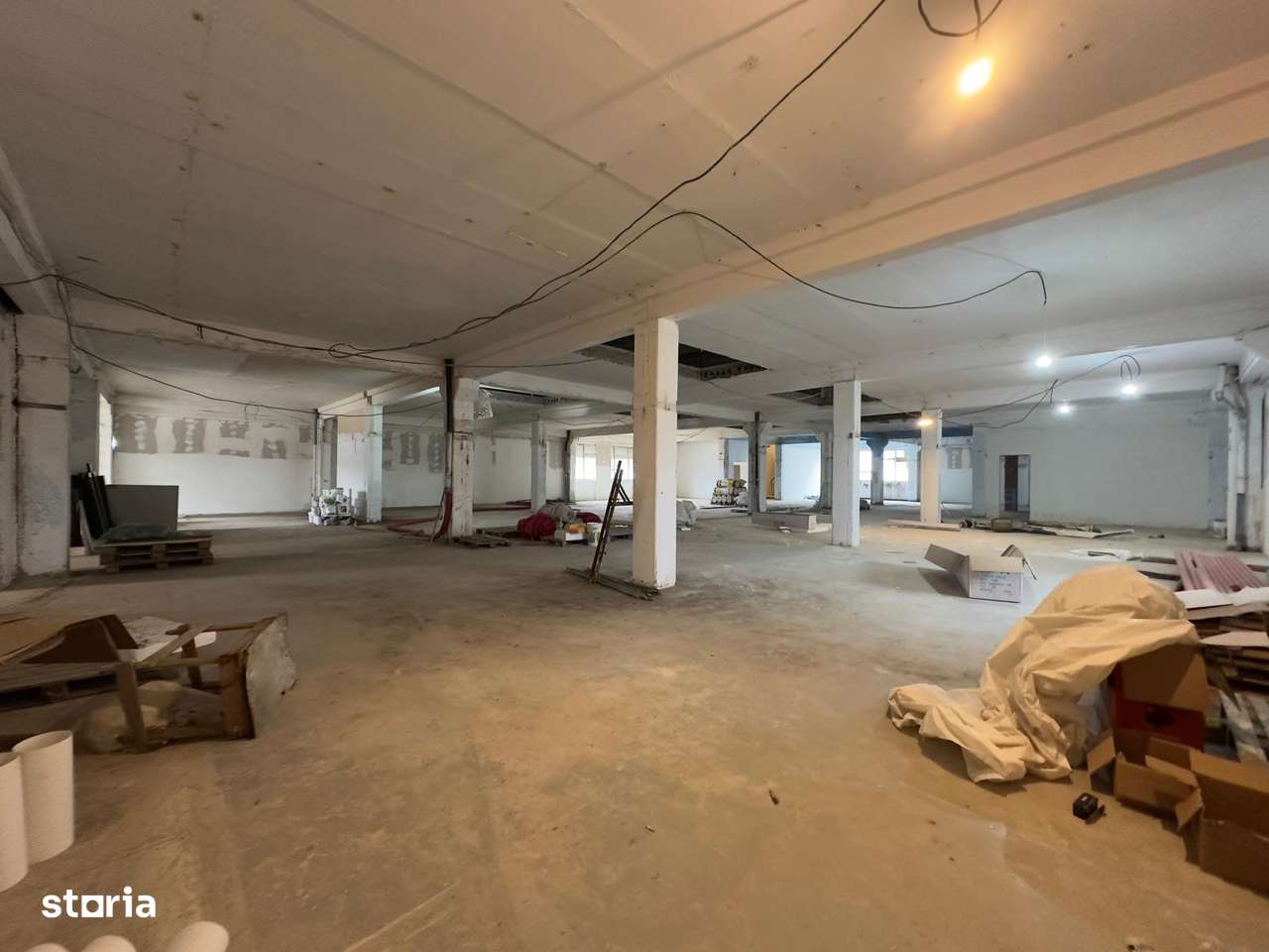 Spatiu 1040mp, zona Jumbo - Imagine principală: 5/5