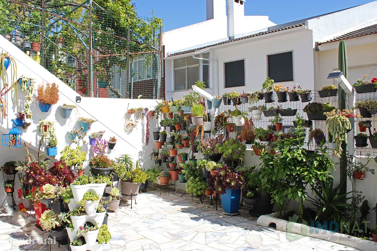 2 Apartamentos ,  T 2 + T 1-42