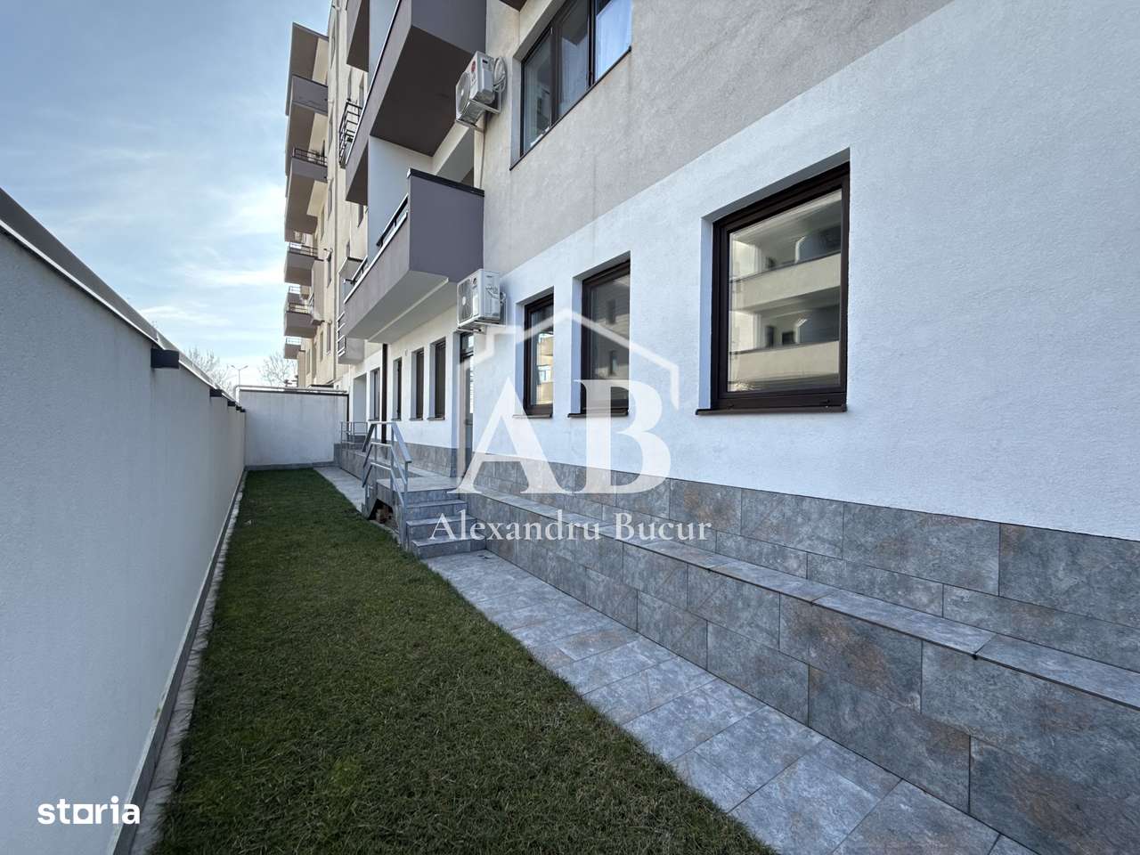 Oportunitate! 3 camere de vânzare | curte 126 mp | 2 parcări | Sisești-0