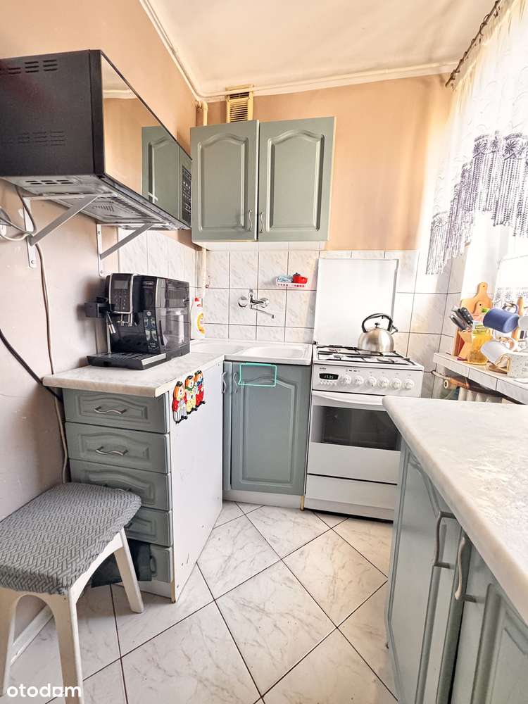 Trzy pokoje na  oś. Widok z pełnym wyposażeniem-7