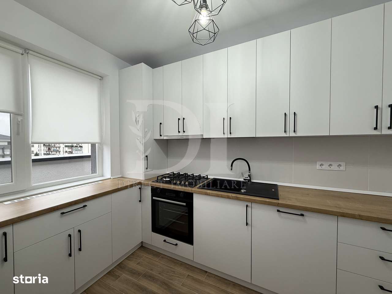 Apartament la cheie / terasa si parcare / Zona Terra - Imagine principală: 3/14