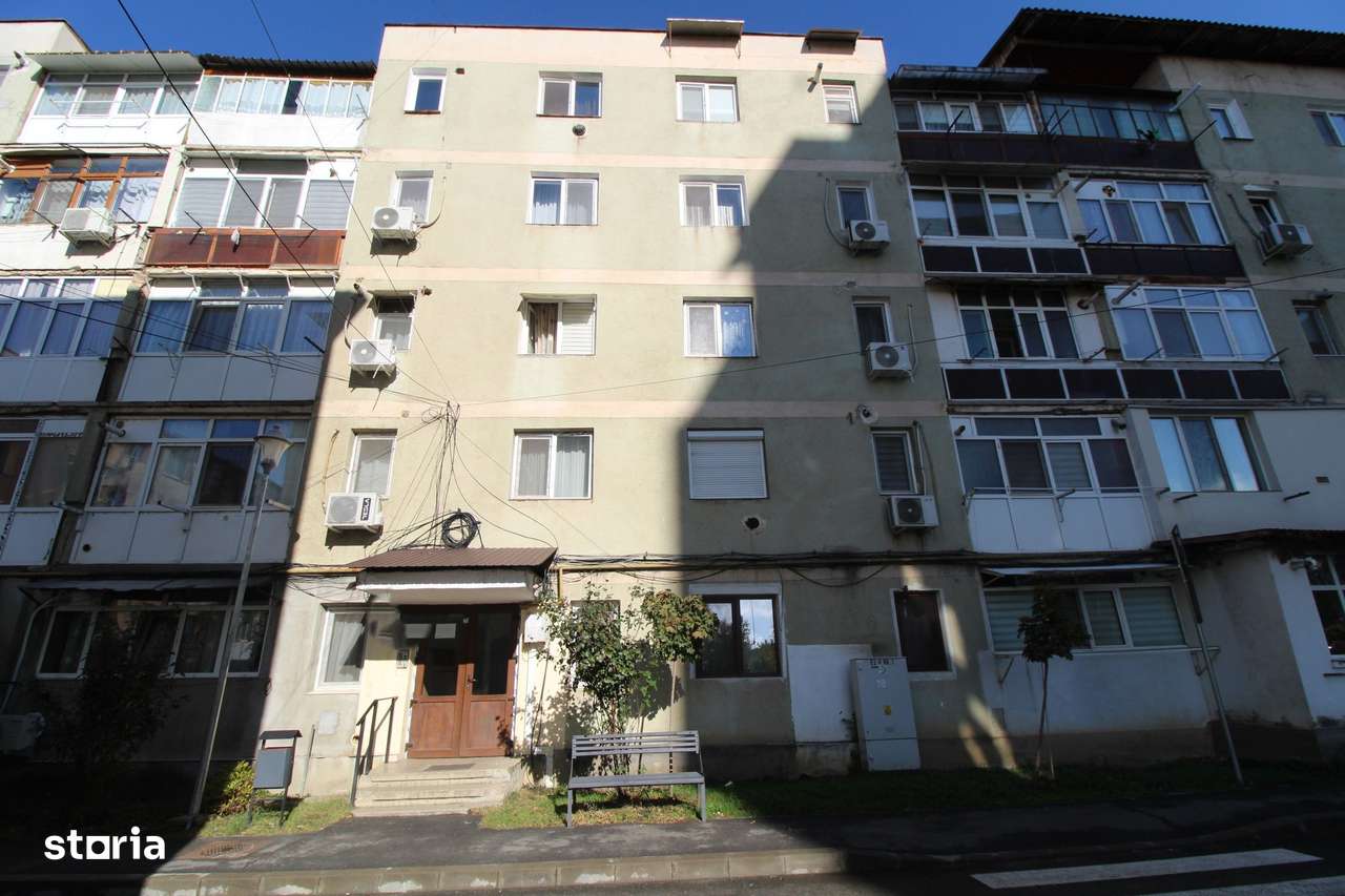 Apartament 2 camere, 41 mp, decomandat, zona 9 Mai - Imagine principală: 3/3