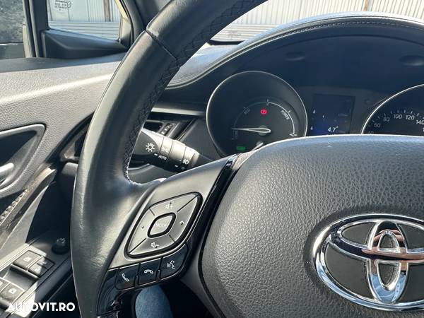 Toyota C-HR 1.8 HSD 4x2 CVT C-enter - 11