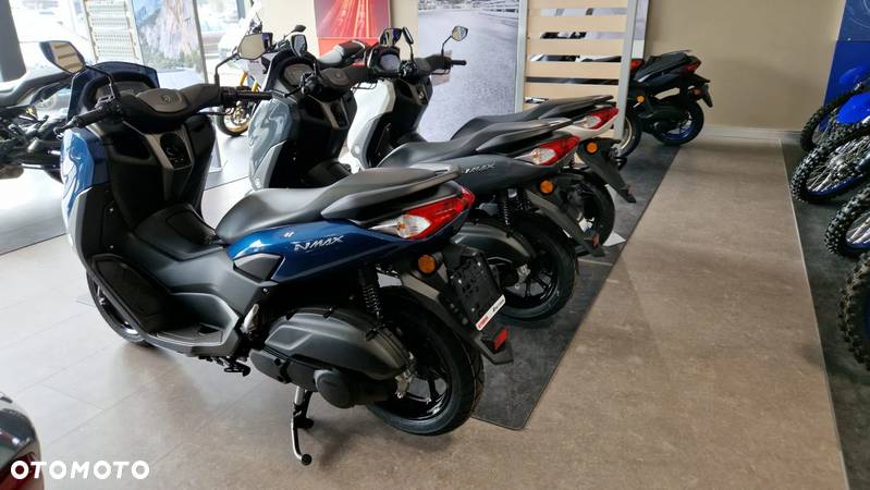 Yamaha NMAX - 4