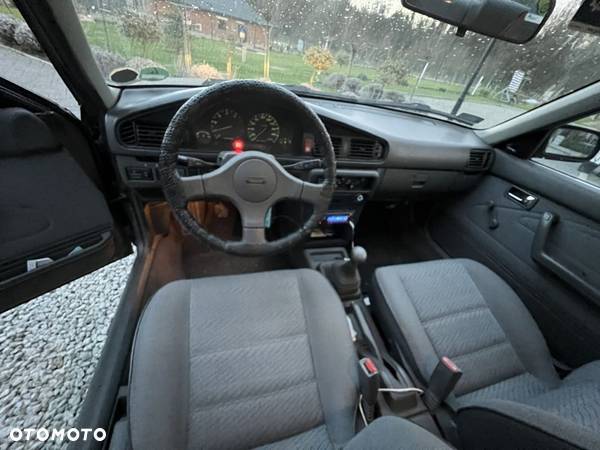 Mazda 626 2.0 GLX - 18