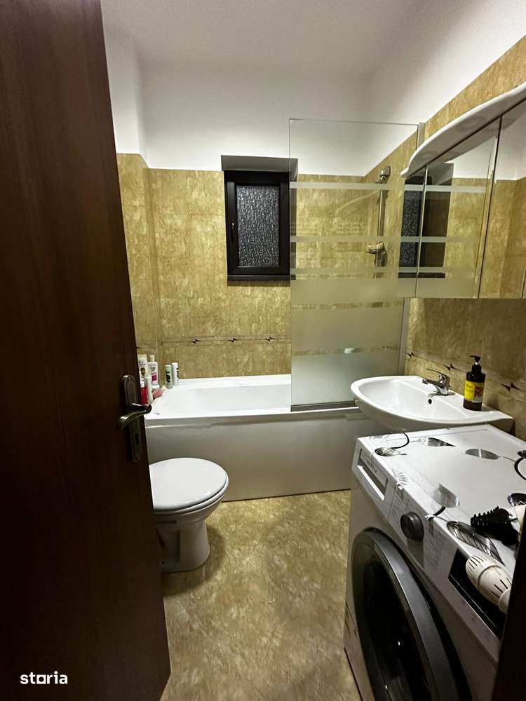 Apartament 3 camere bloc nou Gavana etaj 1 si parcare. - Imagine principală: 4/9