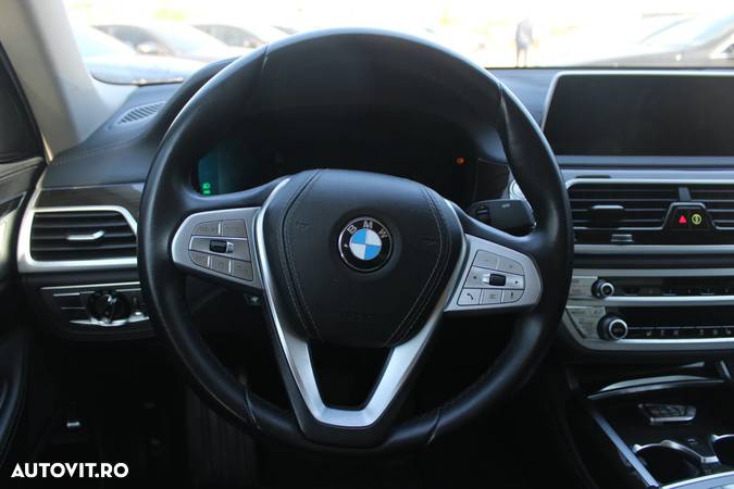 BMW Seria 7 730d - 6