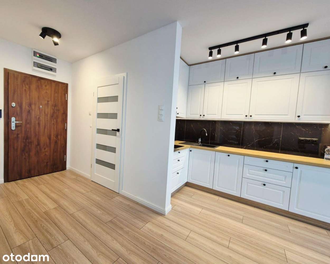 Okazja!Przestronne, komfortowe, nigdy nie zamieszk - Pełny obrazek: 5/10