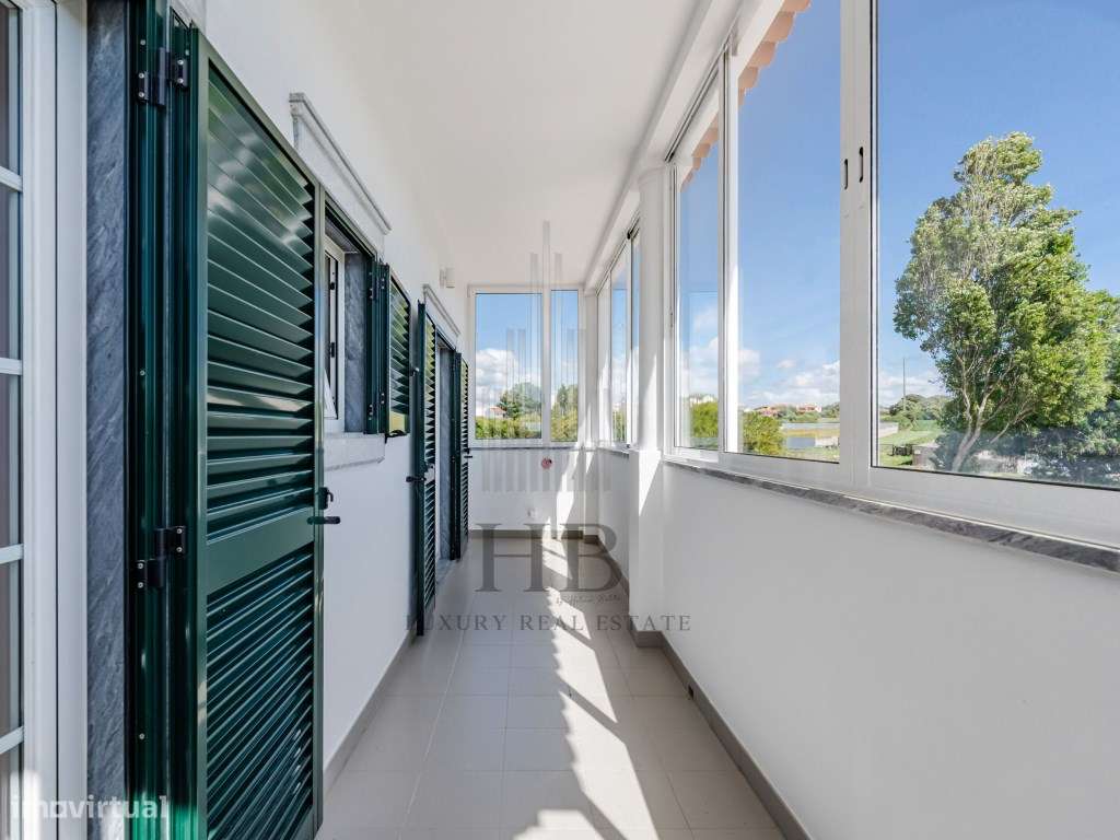 Exclusiva Moradia T4 com Piscina e Jardim |S. Joao das Lampas |Sintra-42