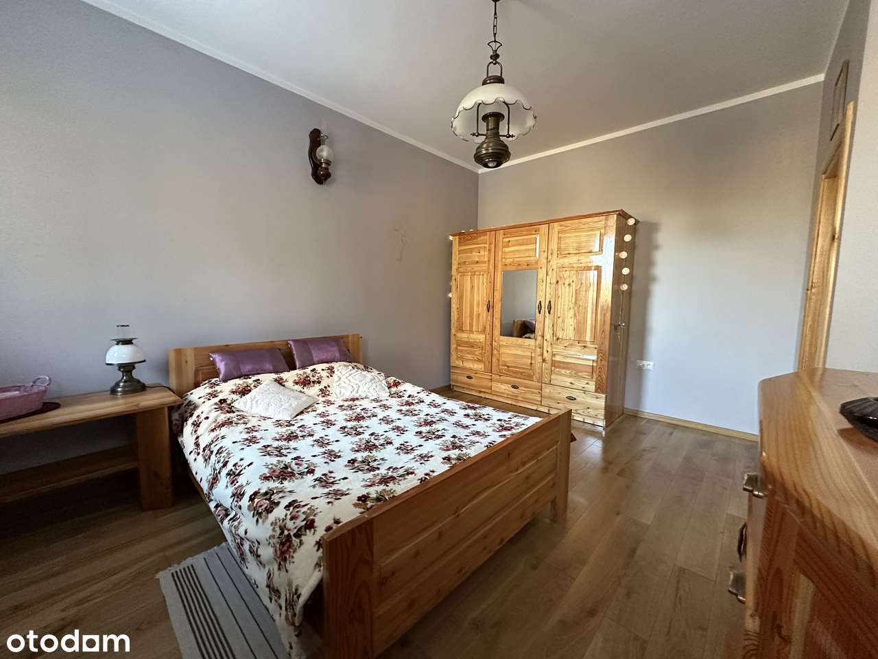 Wyjątkowy dom, klasyka i nowoczesność-12