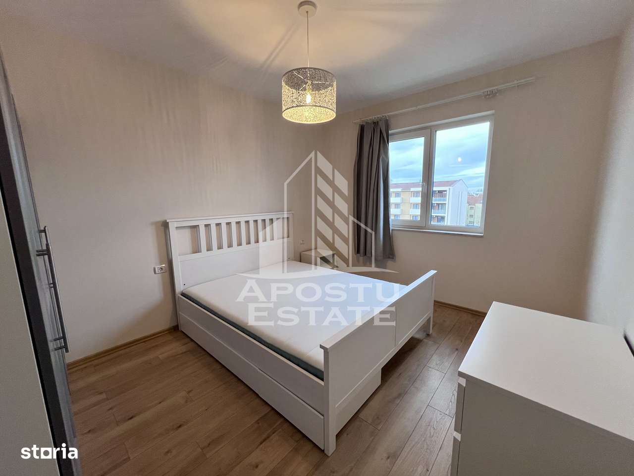 Apartament, 2 camere, centrala proprie, loc de parcare, Giroc - Imagine principală: 4/7