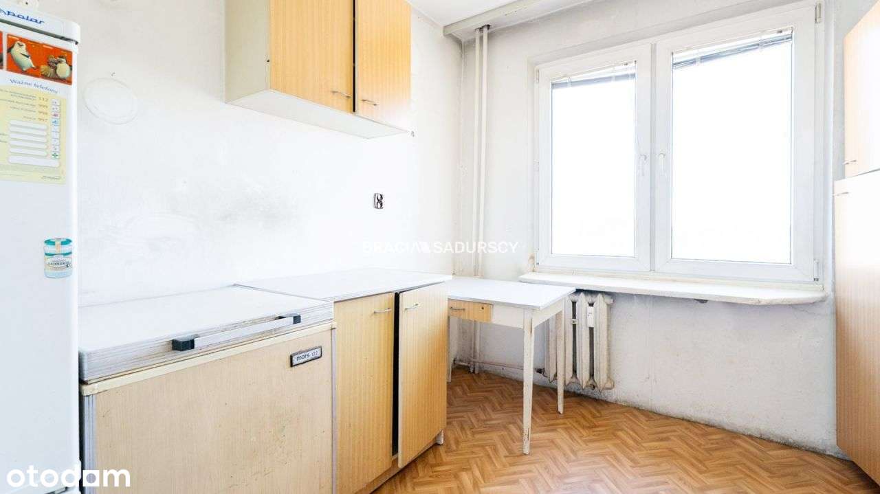 3 pokojowe do remontu os. Piastów-5